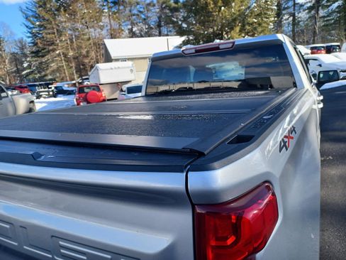 Used 2021 Chevrolet Silverado 1500 RST image 18