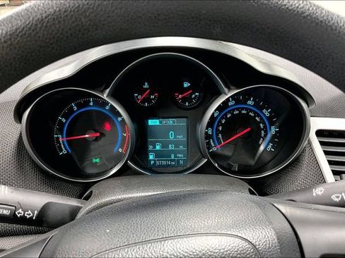 Used 2015 Chevrolet Cruze LT FWD image 13