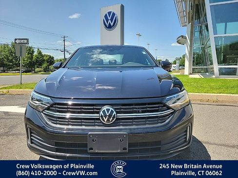 Certified 2024 Volkswagen Jetta Sport FWD image 22
