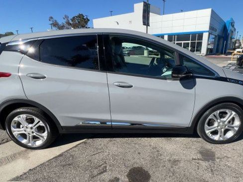 Used 2021 Chevrolet Bolt LT image 9
