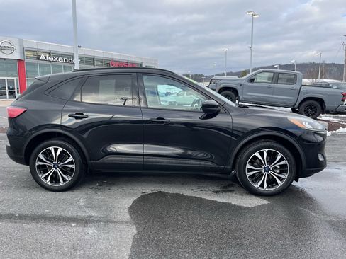 Used 2021 Ford Escape SEL w/ SEL Stealth AWD Package image 2