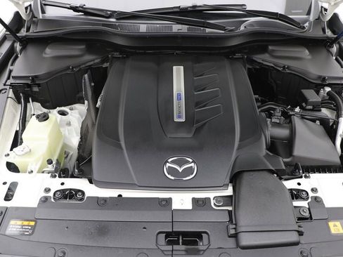 Used 2024 MAZDA CX-90 Plug-In Hybrid w/ Premium Pkg image 32