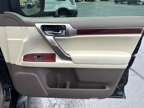 Used 2013 Lexus GX 460 w/ Comfort Plus Pkg AWD/4WD image 33