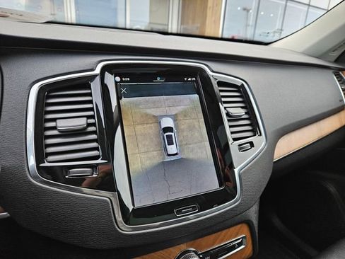 Certified 2023 Volvo XC90 T8 Plus w/ Protection Package Premier AWD/4WD image 28