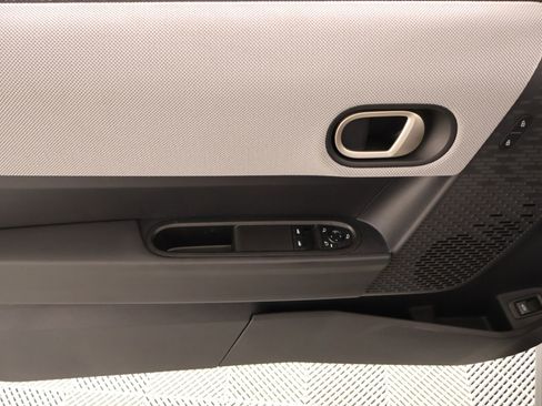 New 2026 MINI Cooper 2-Door Hardtop FWD image 11