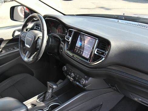 Used 2022 Dodge Durango SXT image 43