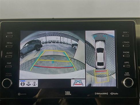 Used 2023 Toyota Camry XSE image 21