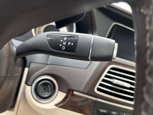 Used 2015 Mercedes-Benz E 400 E 400 image 16