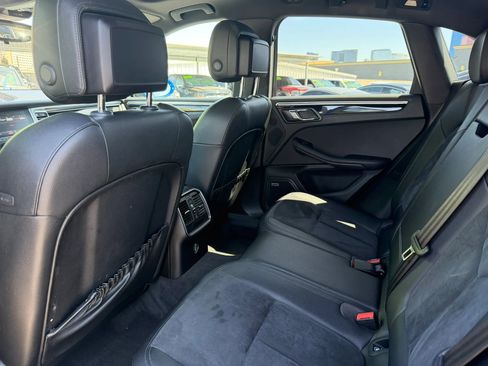 Used 2018 Porsche Macan Sport Edition image 14