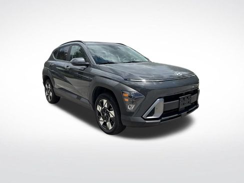 Used 2024 Hyundai Kona SEL AWD/4WD image 2
