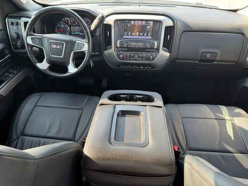Used 2018 GMC Sierra 2500 SLE w/ HD SLE Preferred Plus Package AWD/4WD image 11