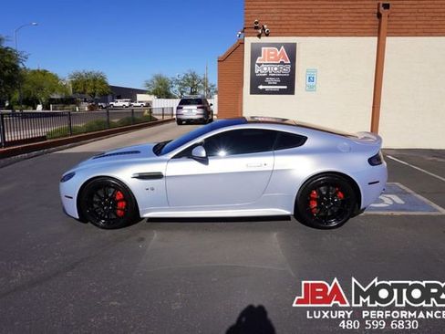 Used 2015 Aston Martin V12 Vantage S image 34