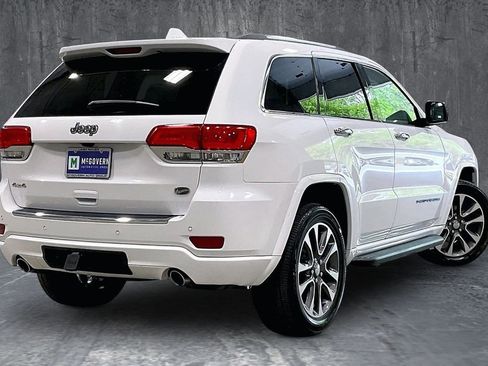 Used 2018 Jeep Grand Cherokee Overland AWD/4WD image 6