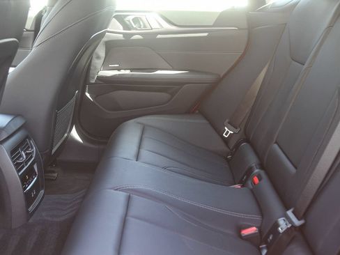Used 2023 BMW i4 eDrive35 w/ Premium Package RWD image 15