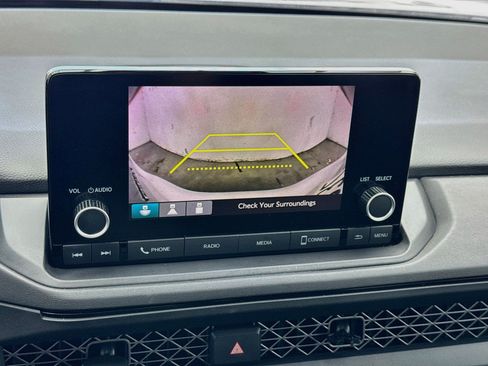 Used 2024 Honda Accord LX image 10