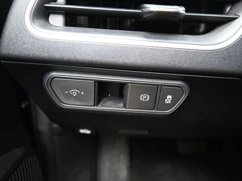 Used 2025 Kia K4 LXS image 18