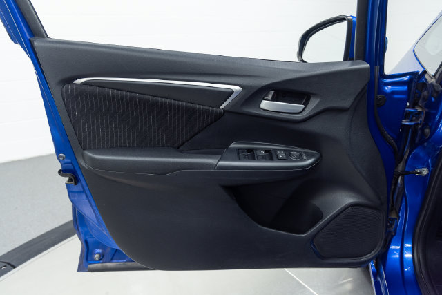Used 2018 Honda Fit EX image 11
