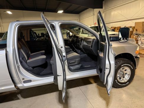 Used 2012 RAM 2500 ST w/ Chrome Appearance Group AWD/4WD image 36