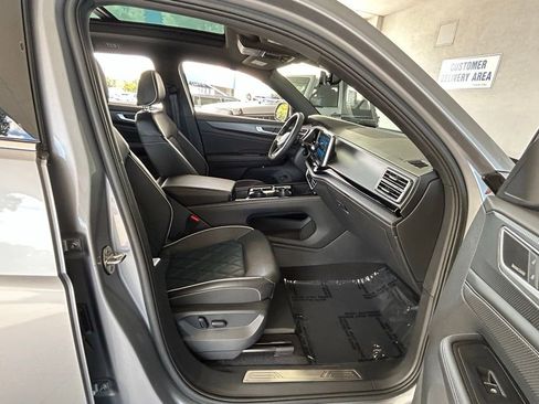 Used 2024 Volkswagen Atlas Cross Sport SEL Premium R-Line image 47