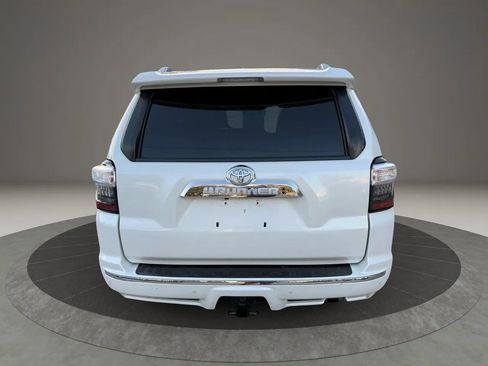 Used 2015 Toyota 4Runner Limited image 4