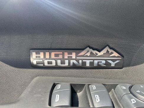 Used 2024 Chevrolet Silverado 1500 High Country w/ Midnight Edition AWD/4WD image 26