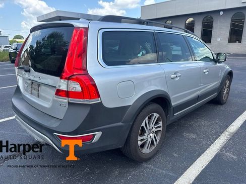 Used 2015 Volvo XC70 T5 Premier FWD image 5