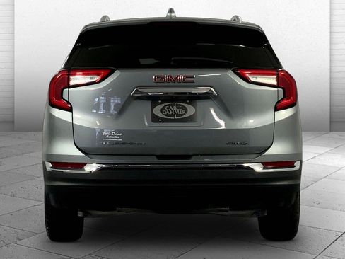 Used 2023 GMC Terrain SLT AWD/4WD image 3
