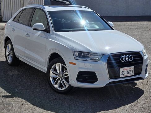 Used 2017 Audi Q3 2.0T Premium w/ Convenience Package FWD image 3