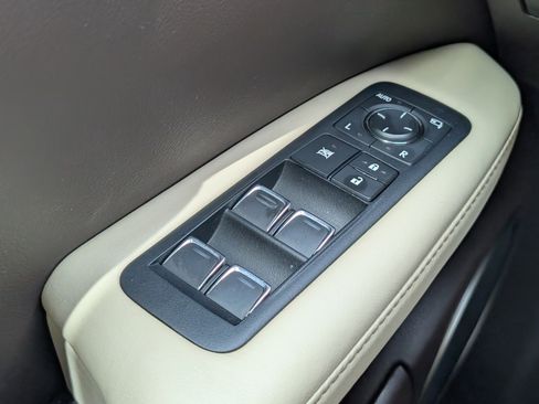 Used 2017 Lexus RX 450h AWD image 22