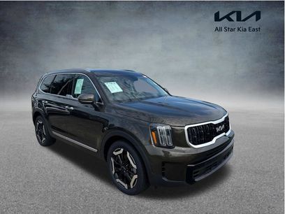 Used 2025 Kia Telluride S