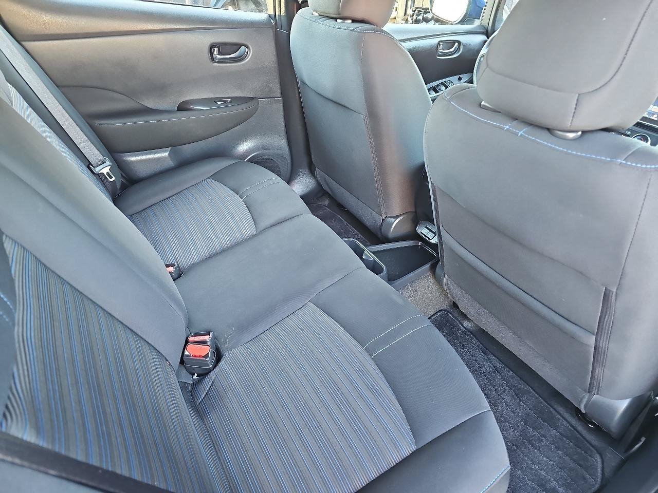 Used 2025 Nissan Leaf S FWD image 19