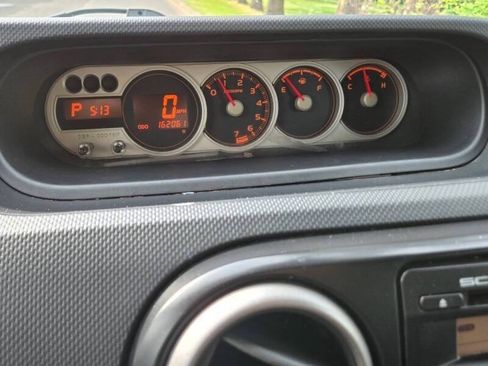 Used 2008 Scion xB FWD image 24