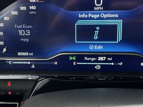 Used 2025 Chevrolet Silverado 1500 LT image 15