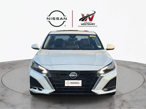 Certified 2025 Nissan Altima 2.5 SL FWD image 2