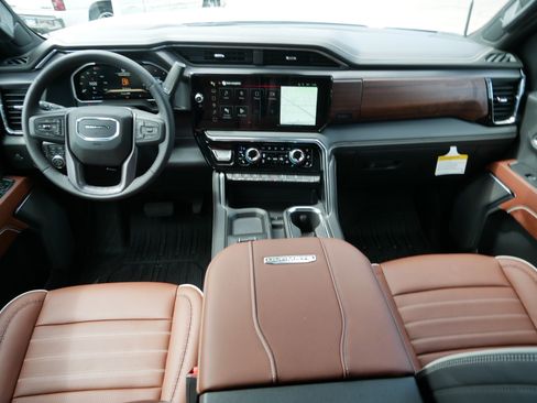 New 2026 GMC Sierra 3500 Denali Ultimate AWD/4WD image 6