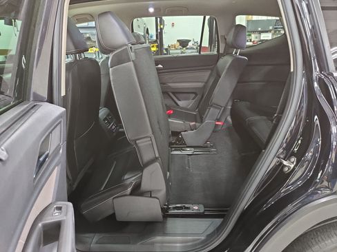 Used 2023 Volkswagen Atlas SE w/ Panoramic Sunroof Package AWD/4WD image 21