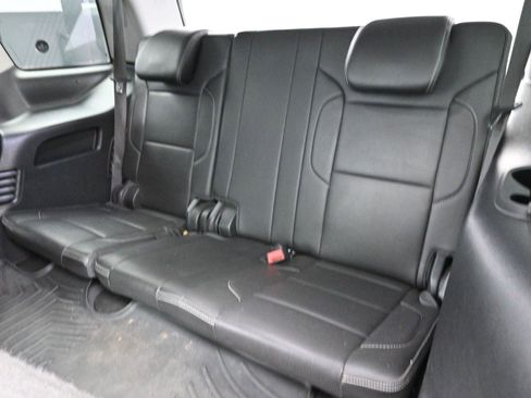 Used 2020 GMC Yukon Denali w/ Denali Premium Package image 36