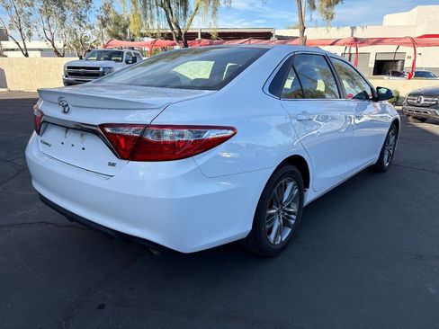 Used 2016 Toyota Camry SE image 8