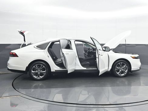 Used 2023 Honda Accord EX-L image 36