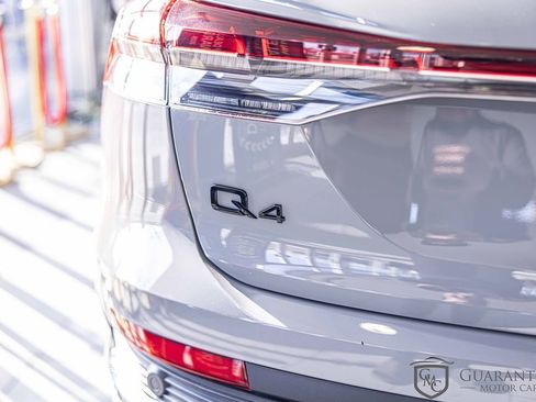 Used 2024 Audi Q4 e-tron Premium Plus w/ Premium Plus image 15