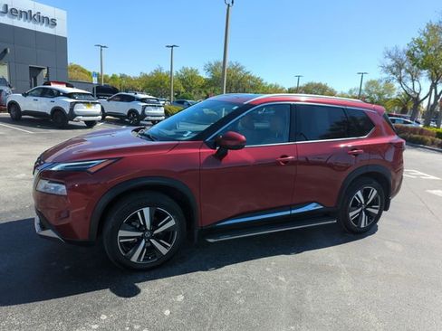 Certified 2021 Nissan Rogue Platinum image 13