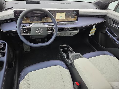 New 2026 Nissan Leaf Platinum+ image 10