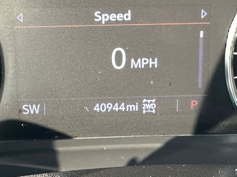 Used 2023 Buick Envision Preferred AWD/4WD image 20