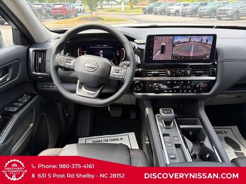 New 2026 Nissan Pathfinder SL FWD image 31