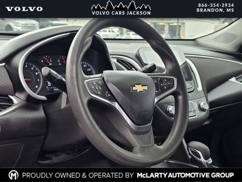 Used 2022 Chevrolet Malibu LS w/ Driver Confidence Package II FWD image 22