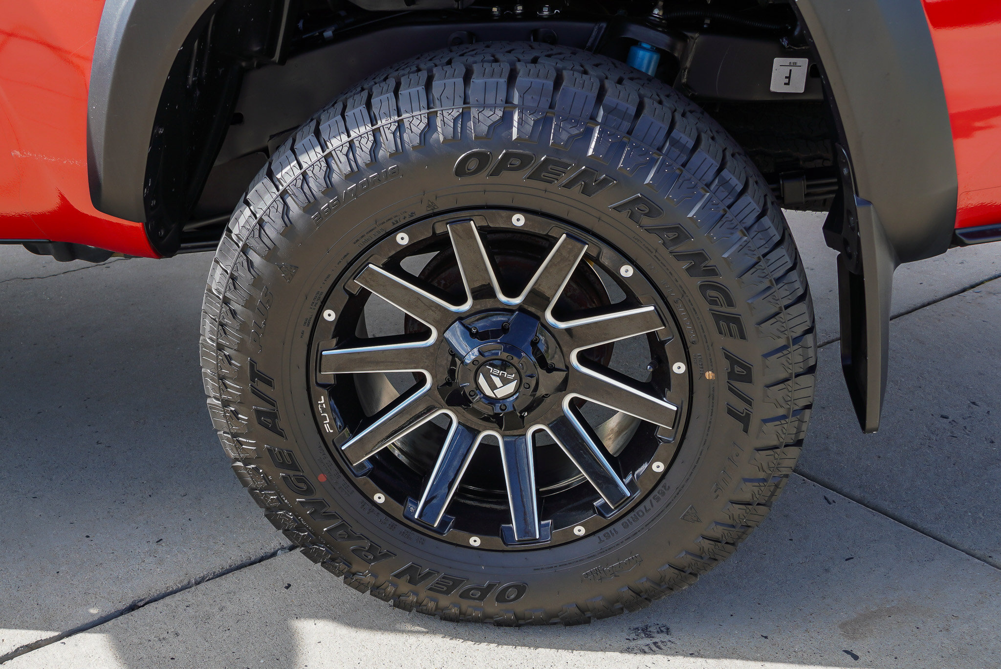 Certified 2022 Toyota Tacoma TRD Off-Road AWD/4WD image 13