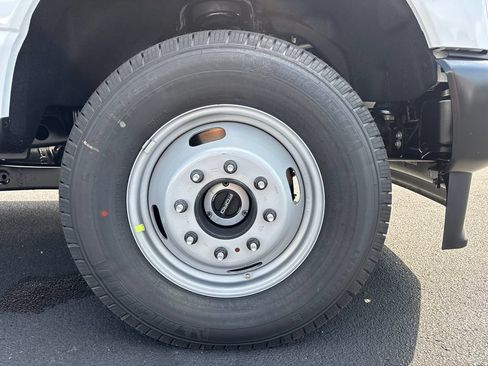 New 2026 Ford F350 XL AWD/4WD image 10