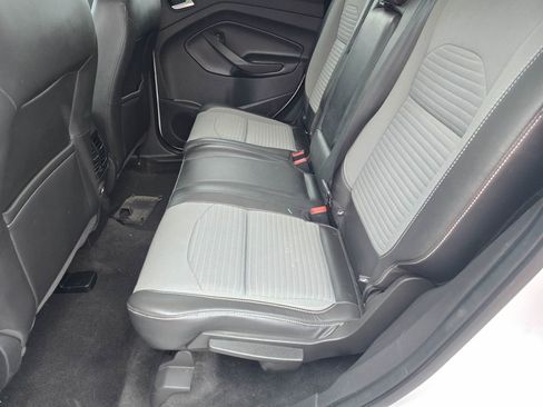 Used 2018 Ford Escape SE w/ SE Sport Appearance Package AWD/4WD image 13