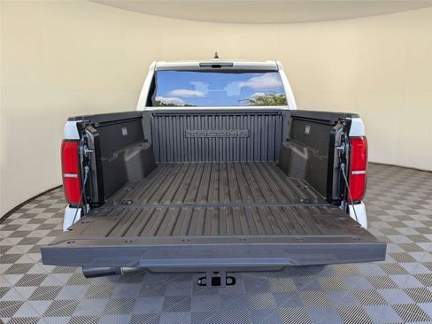 Certified 2025 Toyota Tacoma TRD Sport AWD/4WD image 8