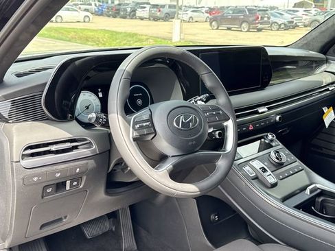 New 2025 Hyundai Palisade Calligraphy AWD/4WD image 11